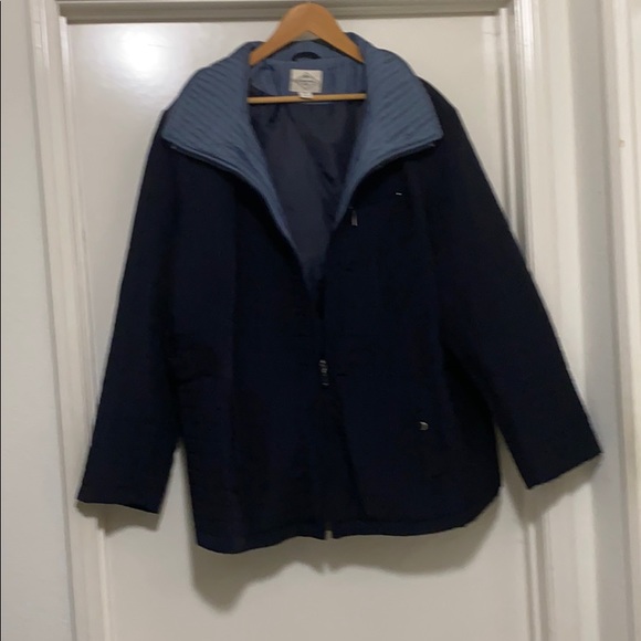 St John’s Bay Jacket - Picture 2 of 4